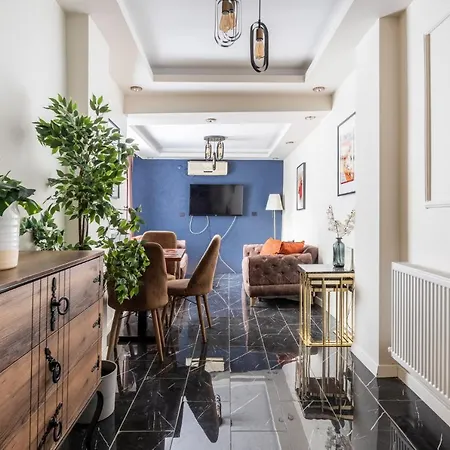 Refreshing Duplex Flat With Jacuzzi In Sisli Διαμέρισμα *