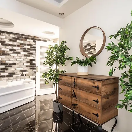 Apartamento Refreshing Duplex Flat With Jacuzzi In Sisli *